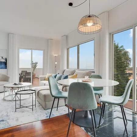 Cozy Penthouse By Madeira דירה קאניקו